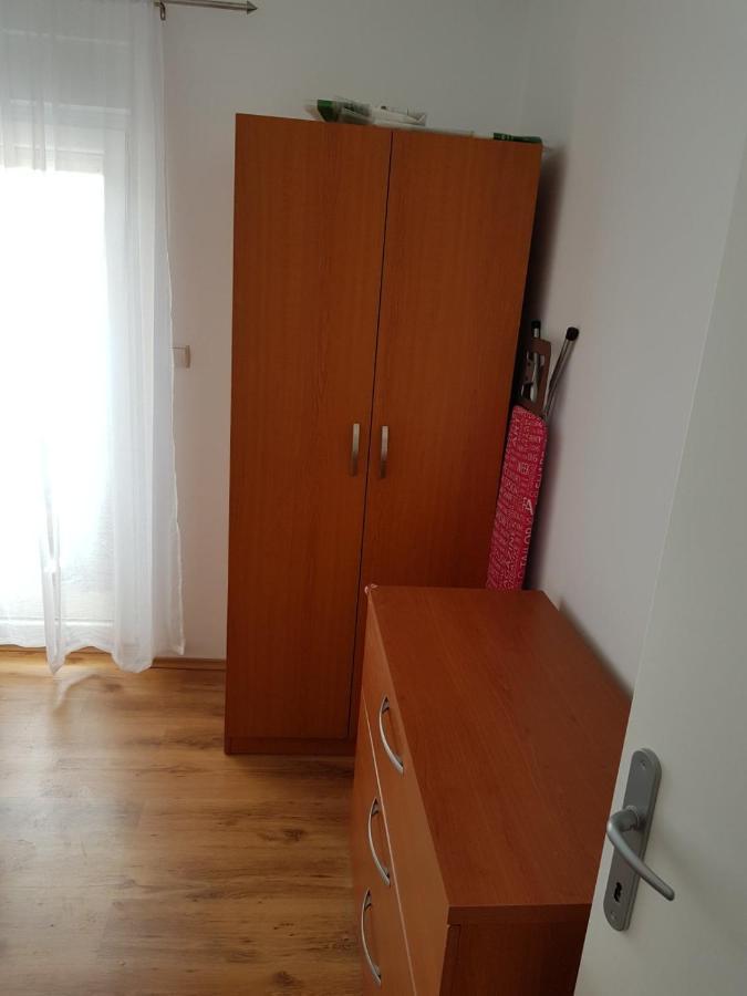 KustićiDelfin Vidalici Apartman公寓 外观 照片