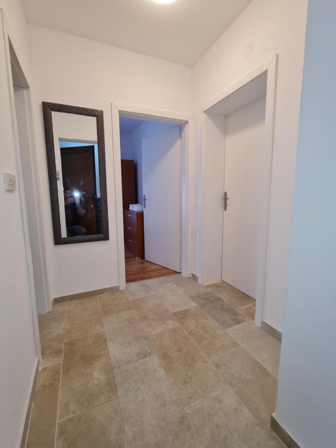 KustićiDelfin Vidalici Apartman公寓 外观 照片